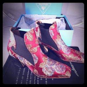 Fluevog Baroness Square Toe Chelsea Boots